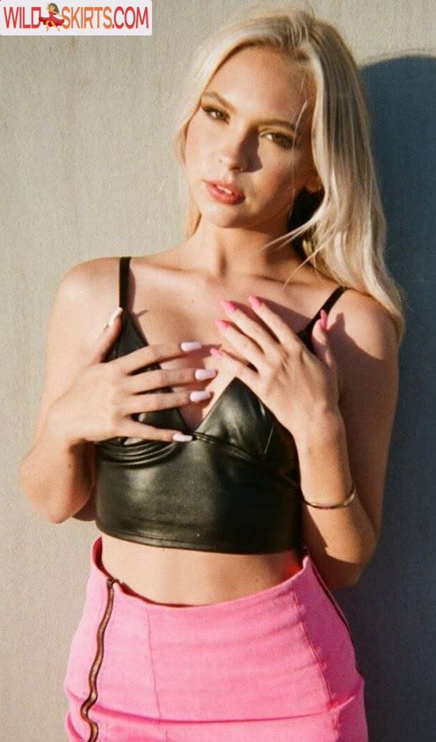 Jordyn Jones nude leaked photo #1627