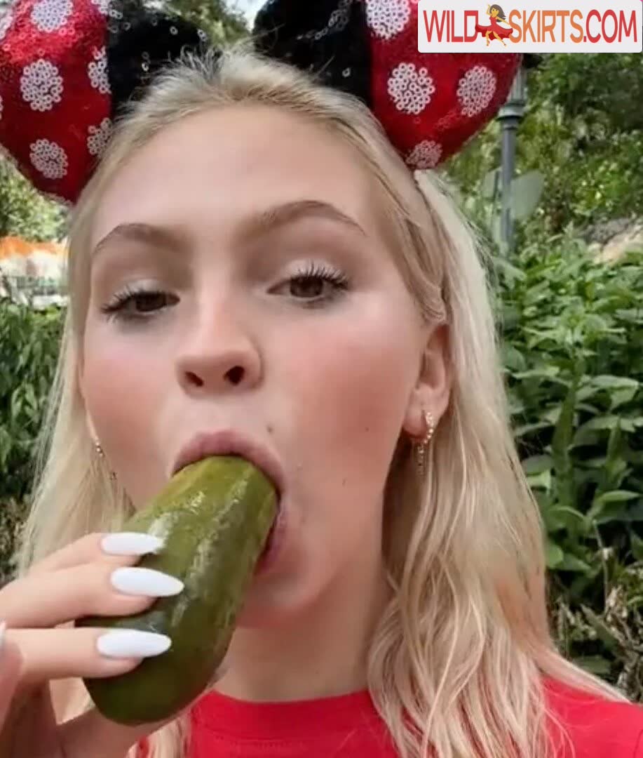 Jordyn Jones nude leaked photo #1745