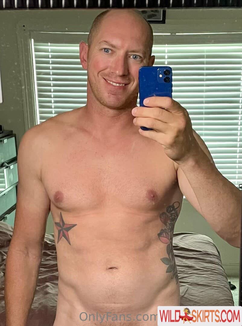 joshwillow83 / josh.wills83 / joshwillow83 nude OnlyFans, Instagram leaked photo #7