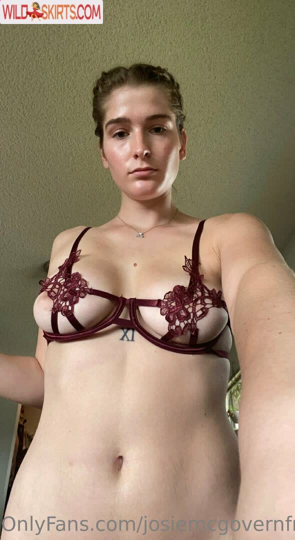 josieplayfulfree / josiefeenie / josieplayfulfree nude OnlyFans, Instagram leaked photo #11