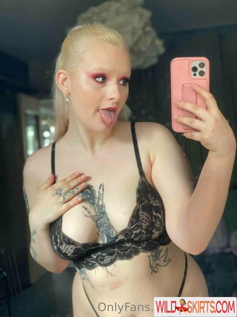 Juicyjuus nude leaked photo #60