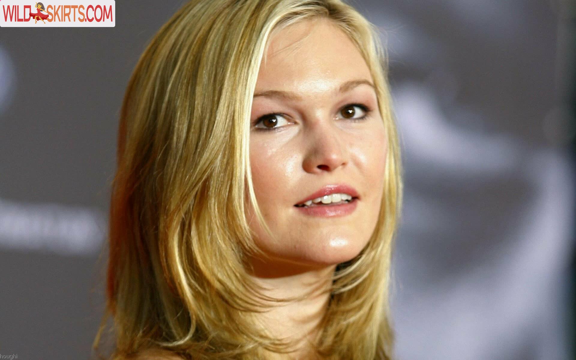 Julia Stiles / missjuliastiles nude Instagram leaked photo #8