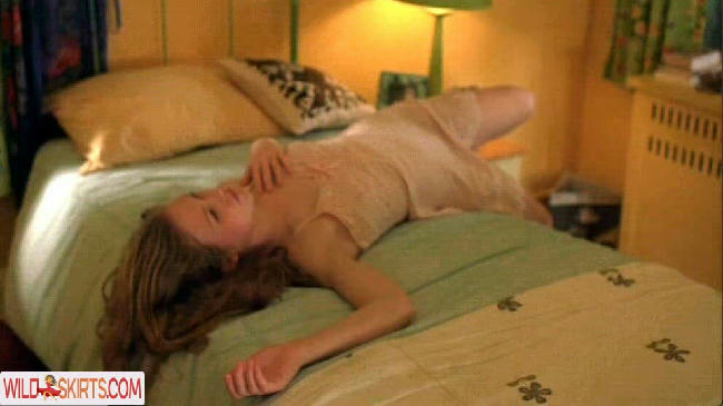 Julia Stiles / missjuliastiles nude Instagram leaked photo #134