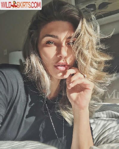 Juliana Harkavy / julianaharkavy nude Instagram leaked photo #5