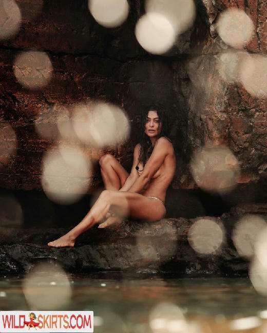 Juliana Paes / julianapaes nude Instagram leaked photo #106