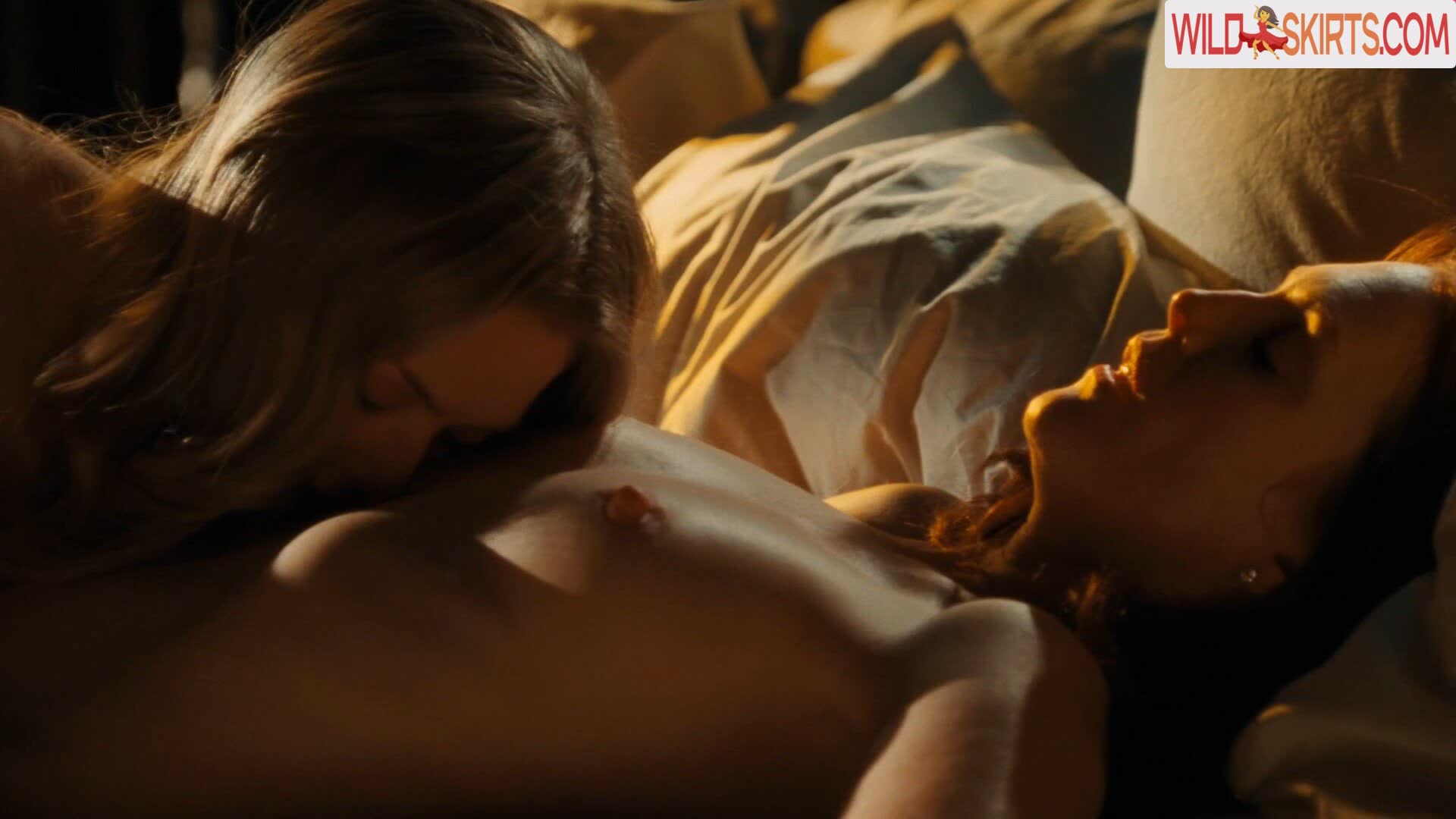 Julianne Moore nude leaked photo #11