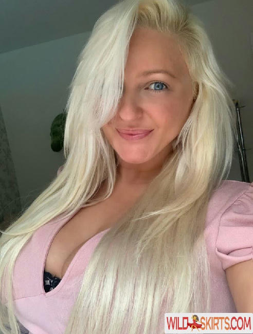 Julie / NoProbsJu / julieband / juliediablotine nude OnlyFans, Instagram leaked photo #75