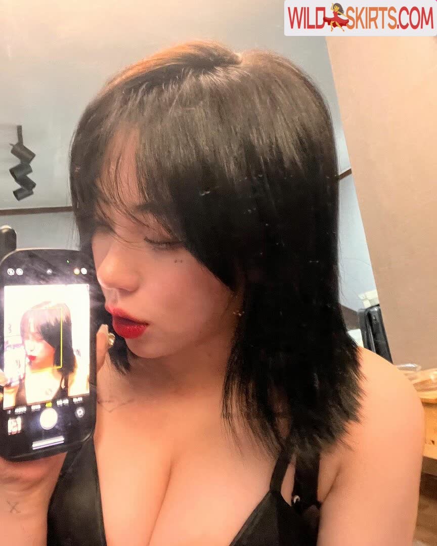 Jung Hye Bin nude leaked photo #19