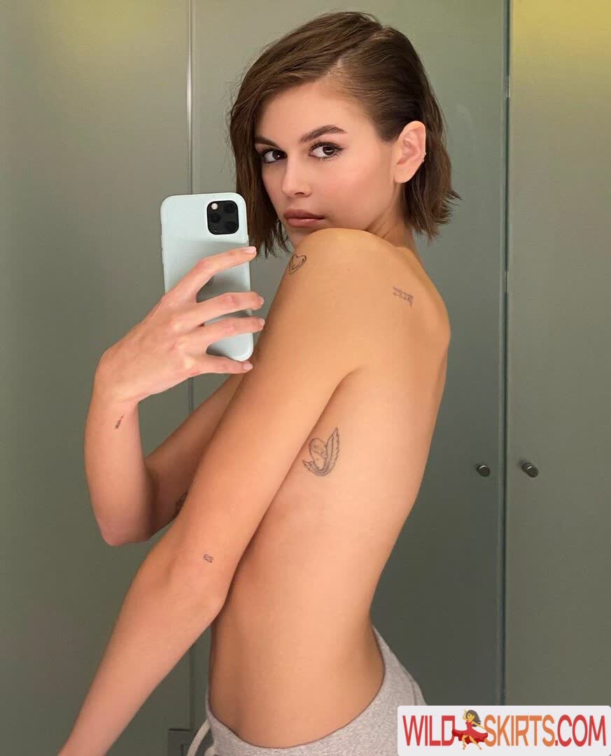 Kaia Gerber nude leaked photo #31