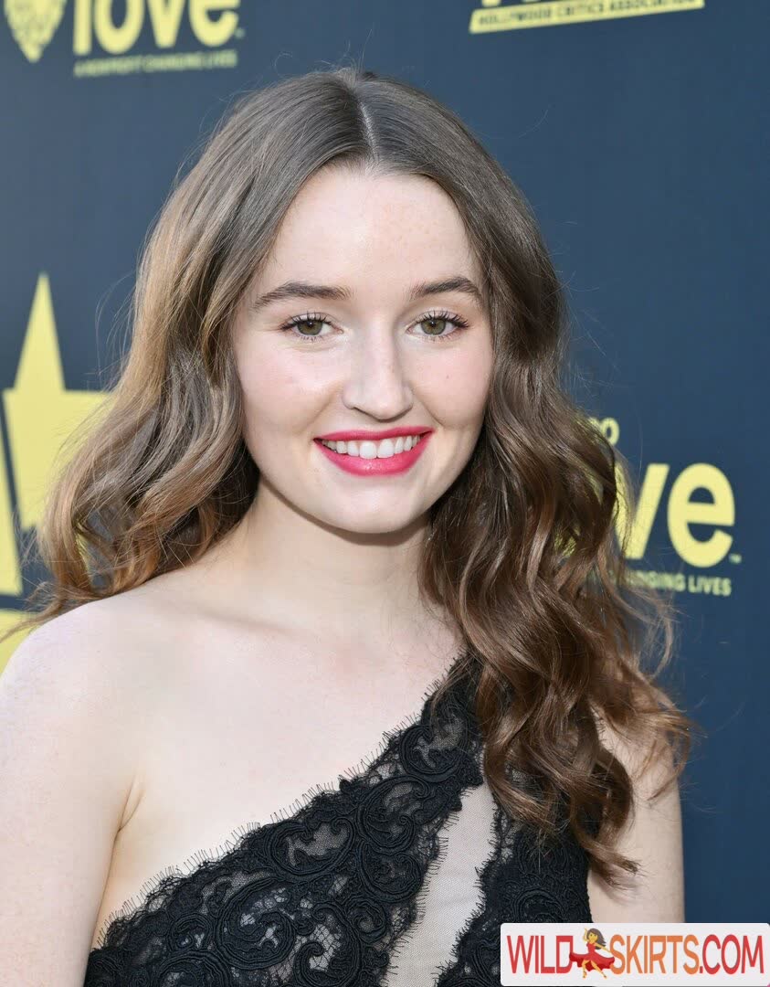 Kaitlyn Dever nude leaked photo #129