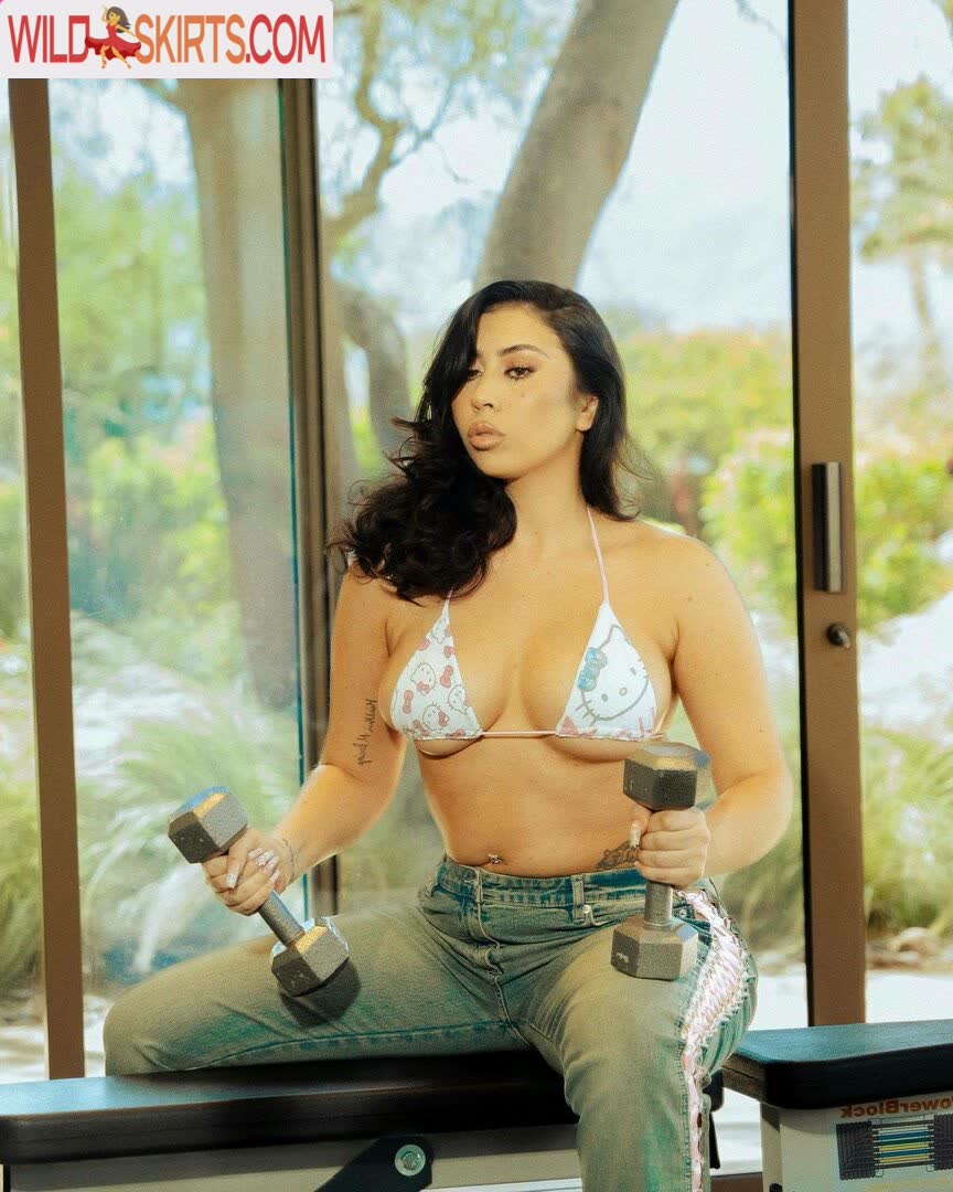 Kali Uchis nude leaked photo #104