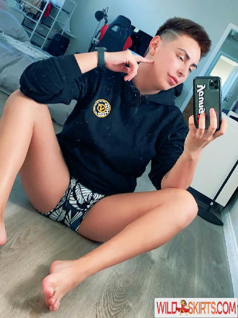 Kameron Taylor / 1kamtaylor / Chanel Santini / King Kameron / kiingkameron / kingkameronxxx nude OnlyFans, Instagram leaked photo #7