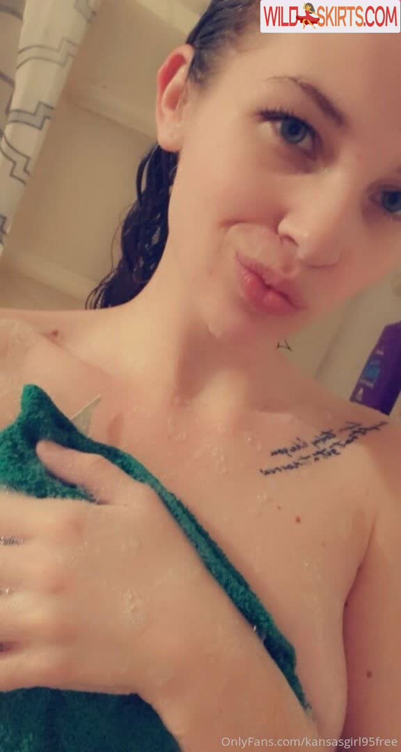 kansasgirl95free / kansasgirl95free / thegirlfromkansas nude OnlyFans, Instagram leaked photo