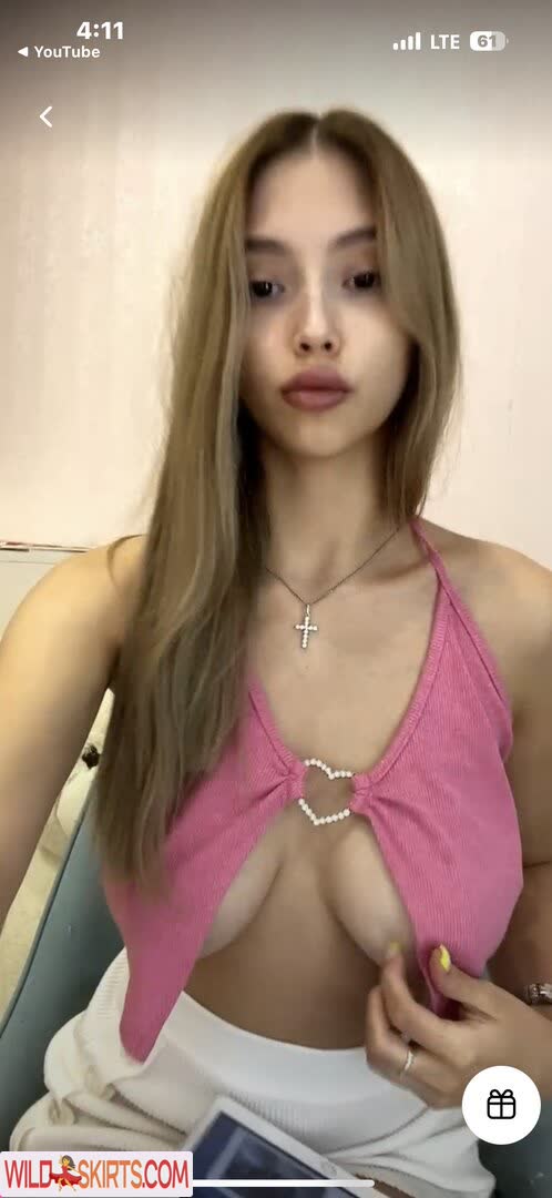 Karina_n nude leaked photo #8