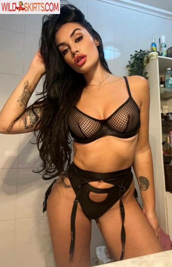 Karla Bellucci / karla_bellucci / karlabellucci / officialcarlabellucci nude OnlyFans, Instagram leaked photo #2