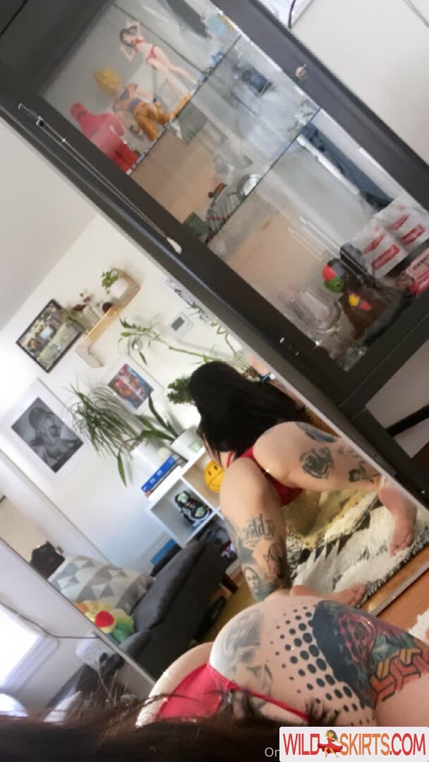 Karleejane13 nude leaked photo #53