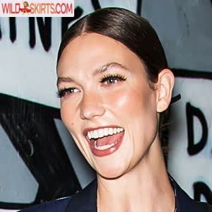 Karlie Kloss nude leaked photo #3