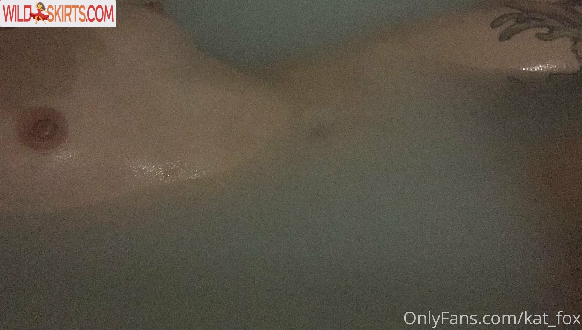 Kat_fox nude leaked photo #16