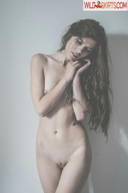 Katarzyna Puchala / small__world__0.0 nude Instagram leaked photo #15