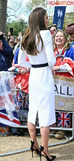 Kate Middleton / Catherine / Catherine Elizabeth / PrincessWales / princeandprincessofwales nude Instagram leaked photo #56