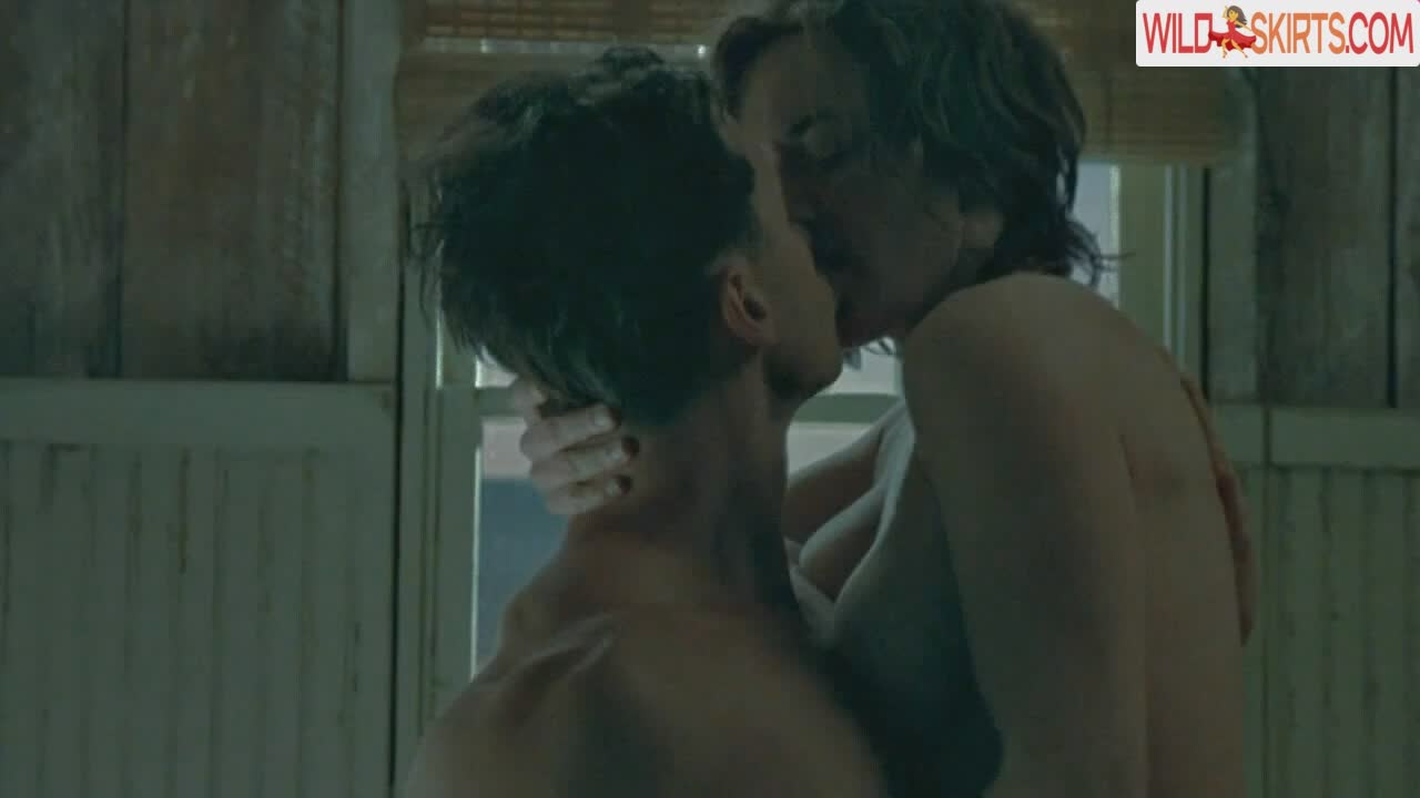 Kate Winslet nude leaked photo #82