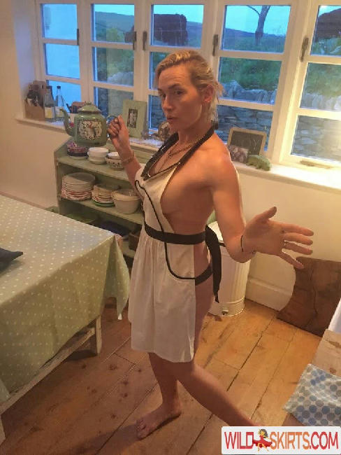 Kate Winslet / kate.winslet.official nude Instagram leaked photo #136