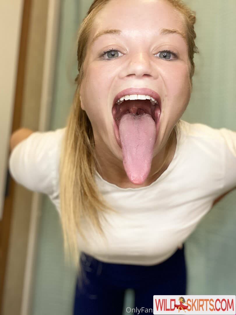 Katelynlongtongue nude leaked photo #11