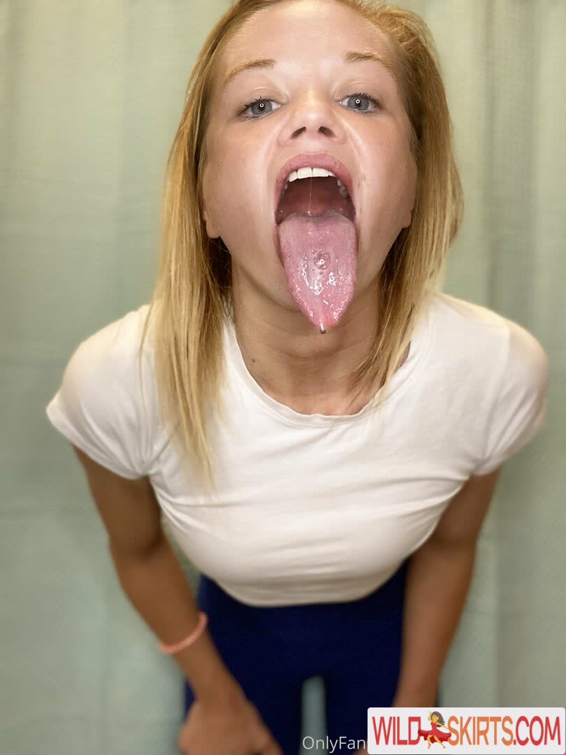 Katelynlongtongue nude leaked photo #10