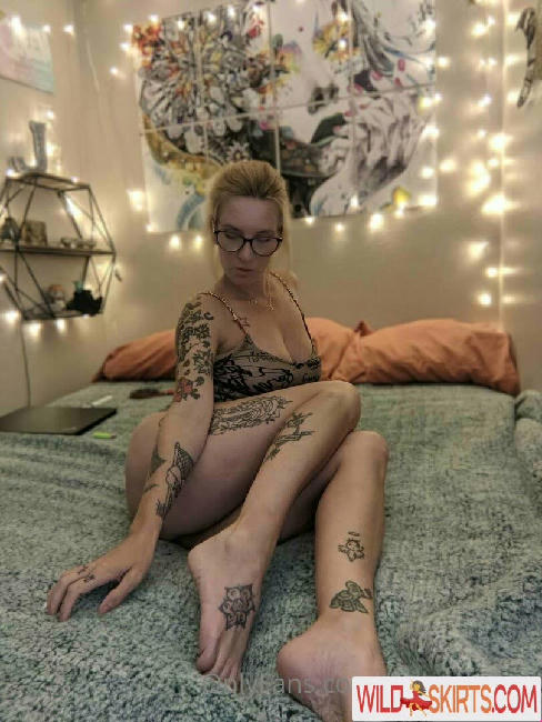 kateorkatrin / Kitsune / Kitsunekk / Lustful_modest / kateorkatrin / kkkkkkatrin nude OnlyFans, Instagram leaked photo #8