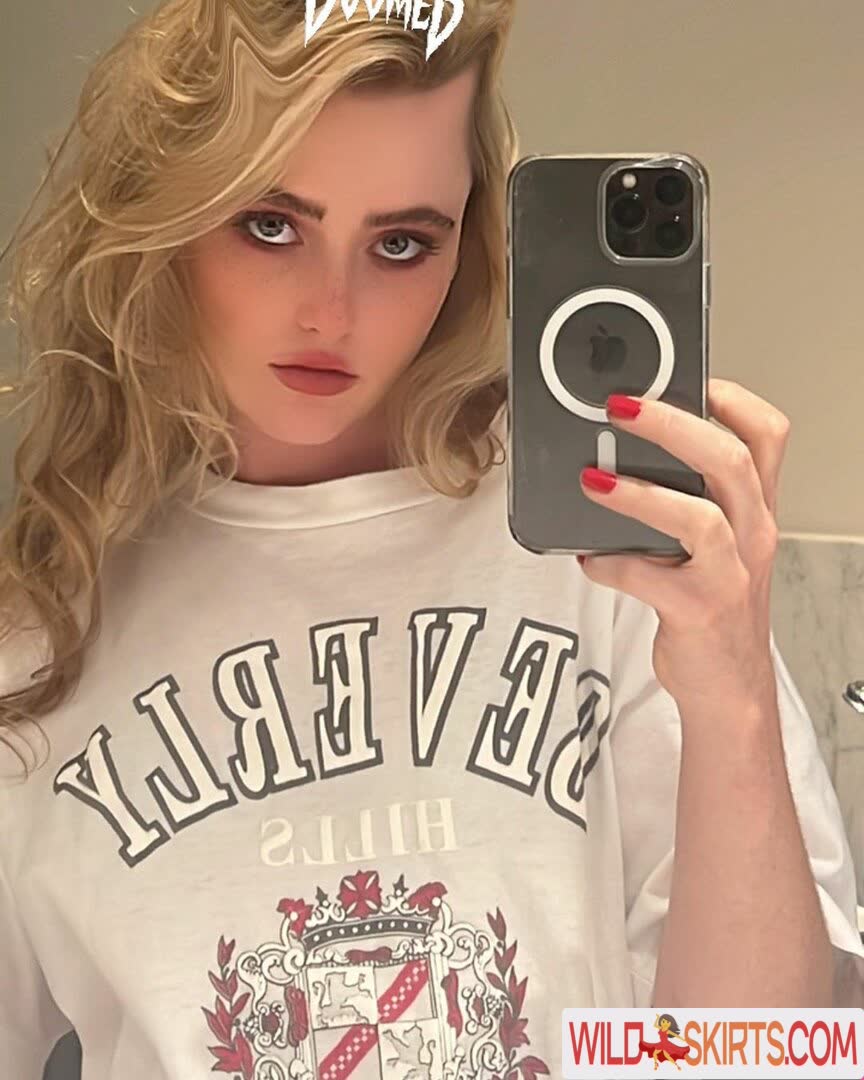 Kathryn Newton nude leaked photo #52