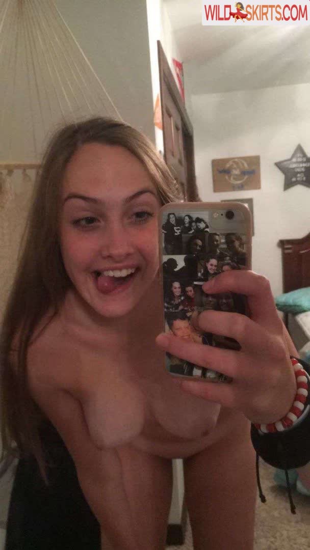 Katlynn Gill nude leaked photo #1