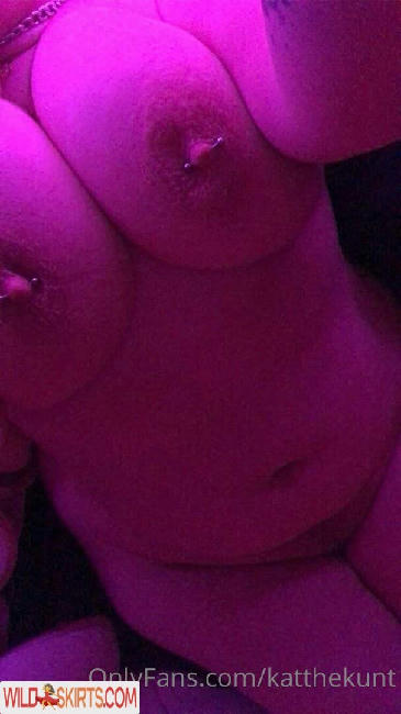 KatTheKunt / katthekunt / katthemilfykunt nude OnlyFans, Instagram leaked photo #19