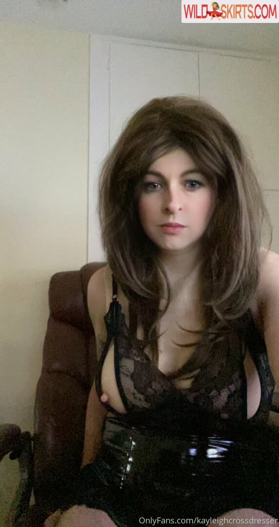 Kayleighcrossdresser nude leaked photo #13