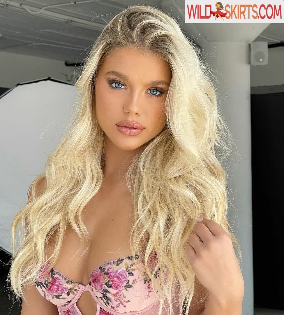 Kaylyn Slevin nude leaked photo #12