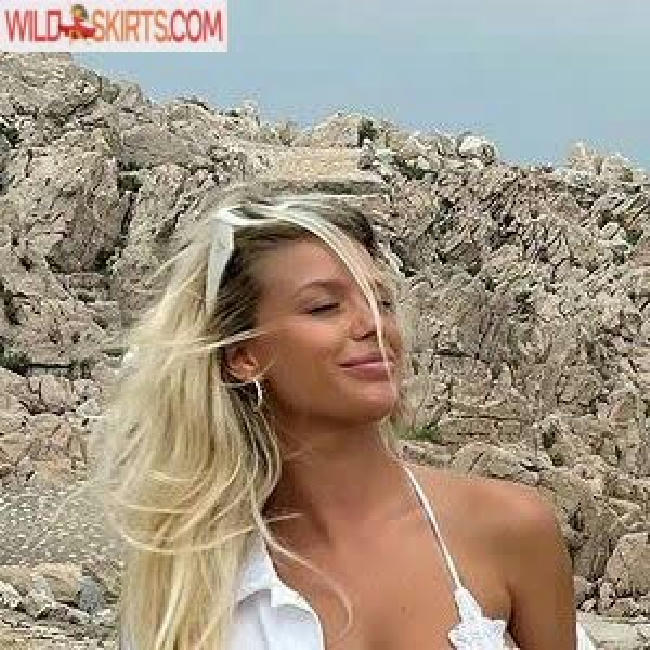 Kaylyn Slevin / kaylynslevin nude Instagram leaked photo #22