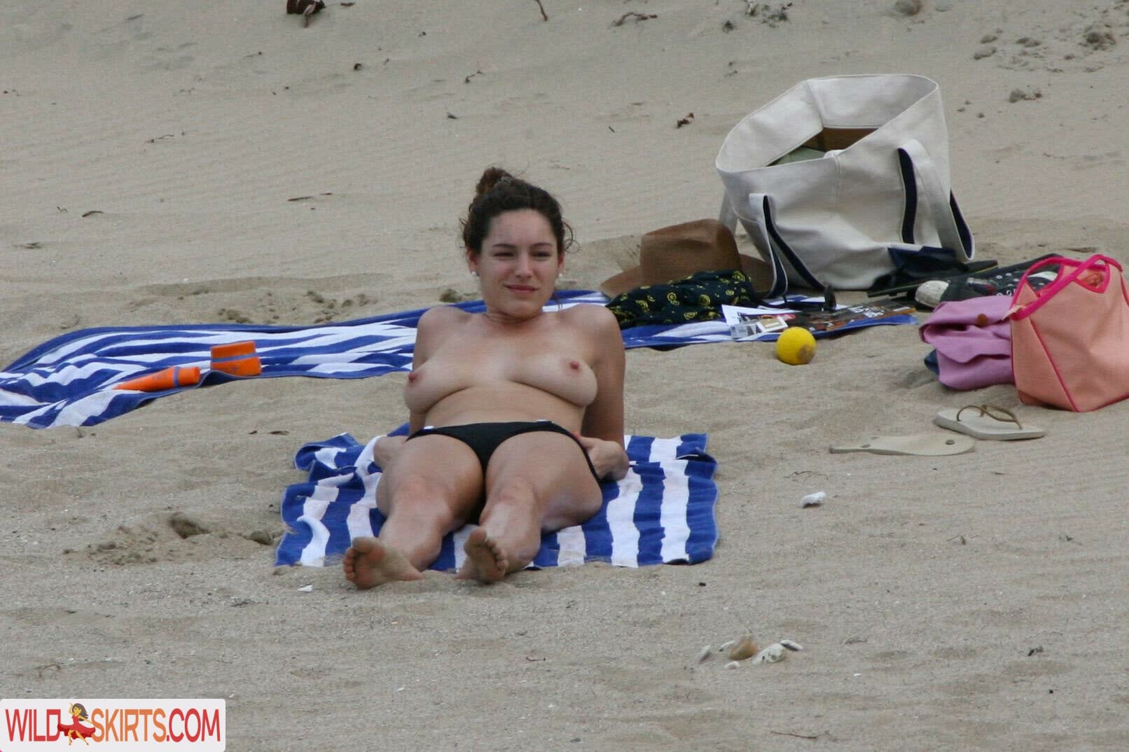 Kelly Brook nude leaked photo #22