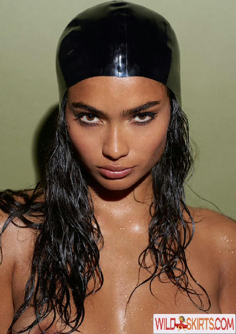 Kelly Gale / kellybellyboom nude Instagram leaked photo #2