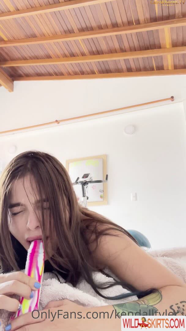 Kendalltyler_ nude leaked photo #12