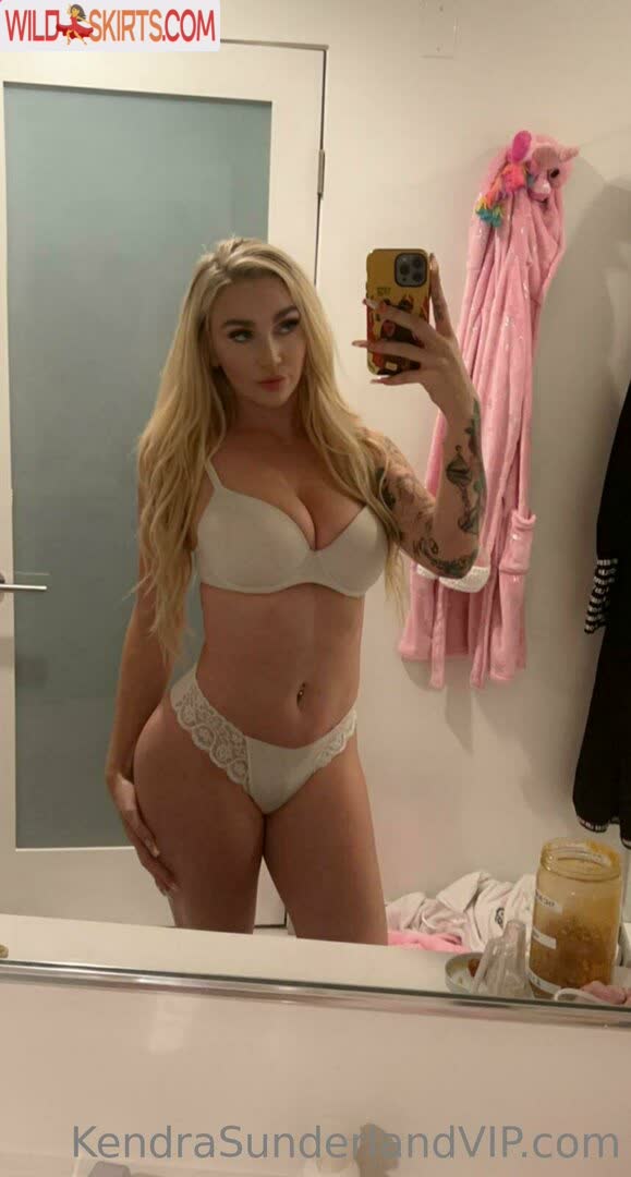 Kendra Sunderland / kslibrarygirl / therealkslibrarygirl nude OnlyFans, Instagram leaked photo #6