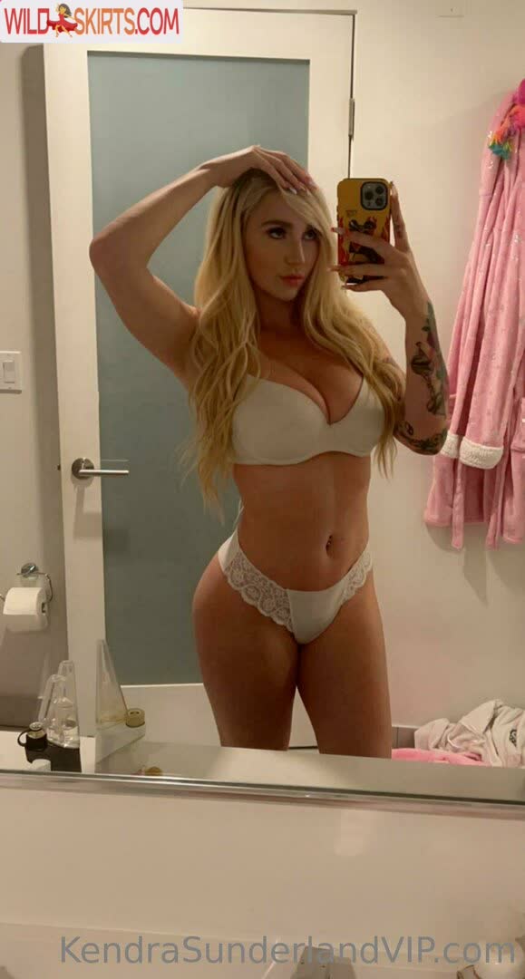 Kendra Sunderland / kslibrarygirl / therealkslibrarygirl nude OnlyFans, Instagram leaked photo #2