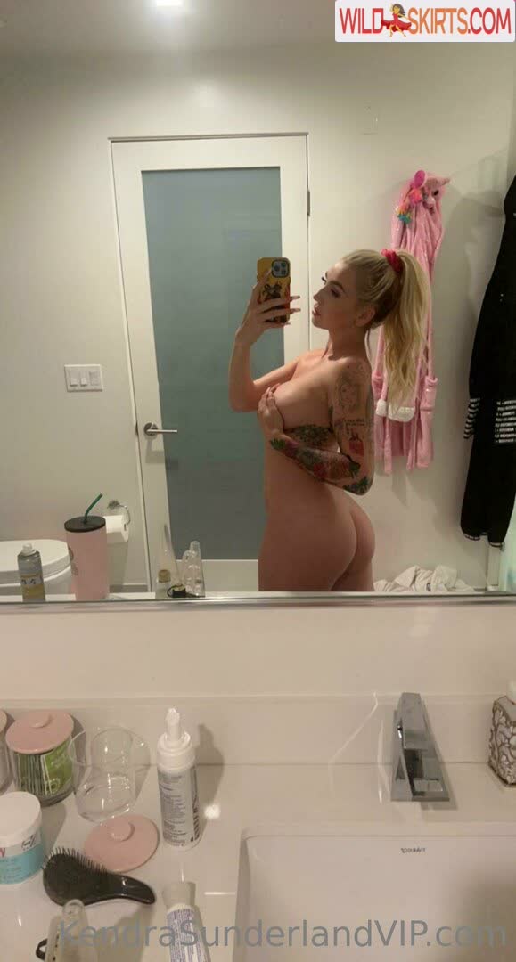 Kendra Sunderland / kslibrarygirl / therealkslibrarygirl nude OnlyFans, Instagram leaked photo #3