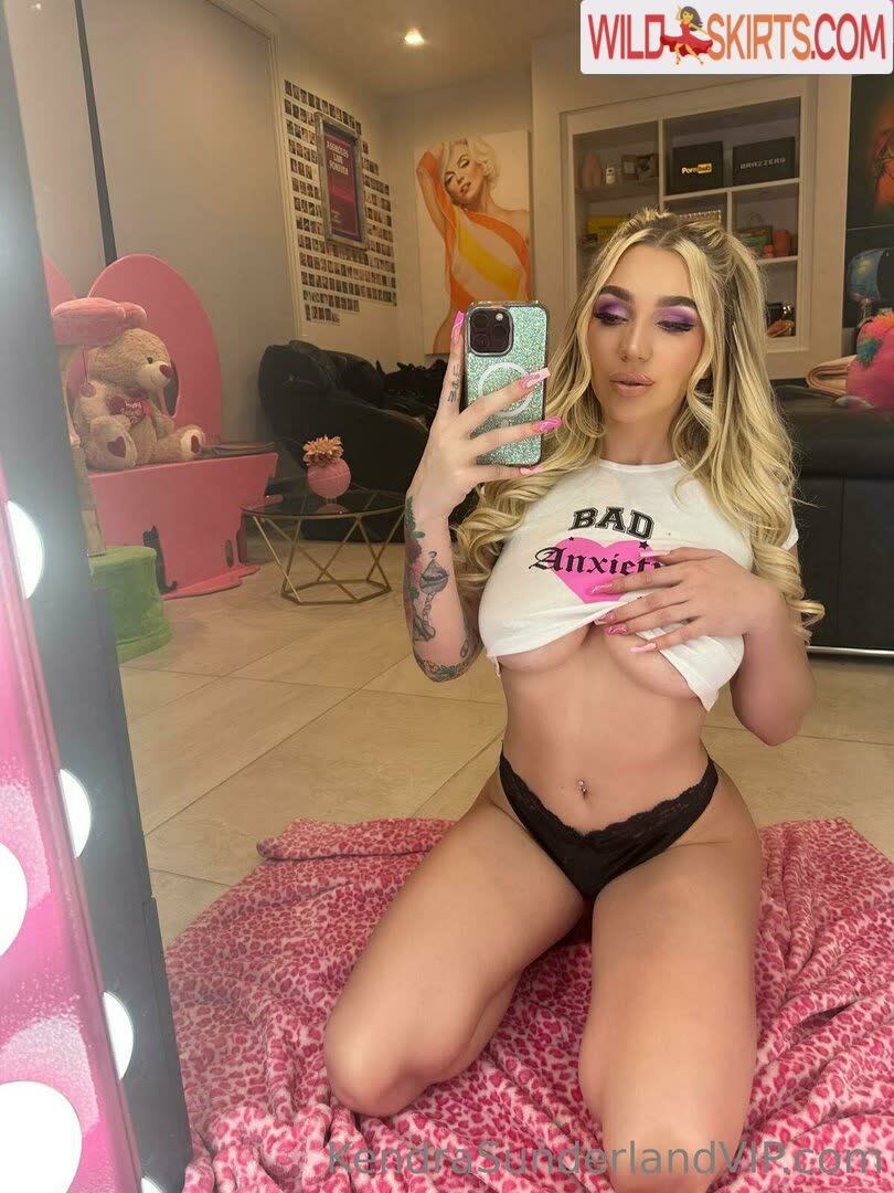 KendraSunderland nude leaked photo #73