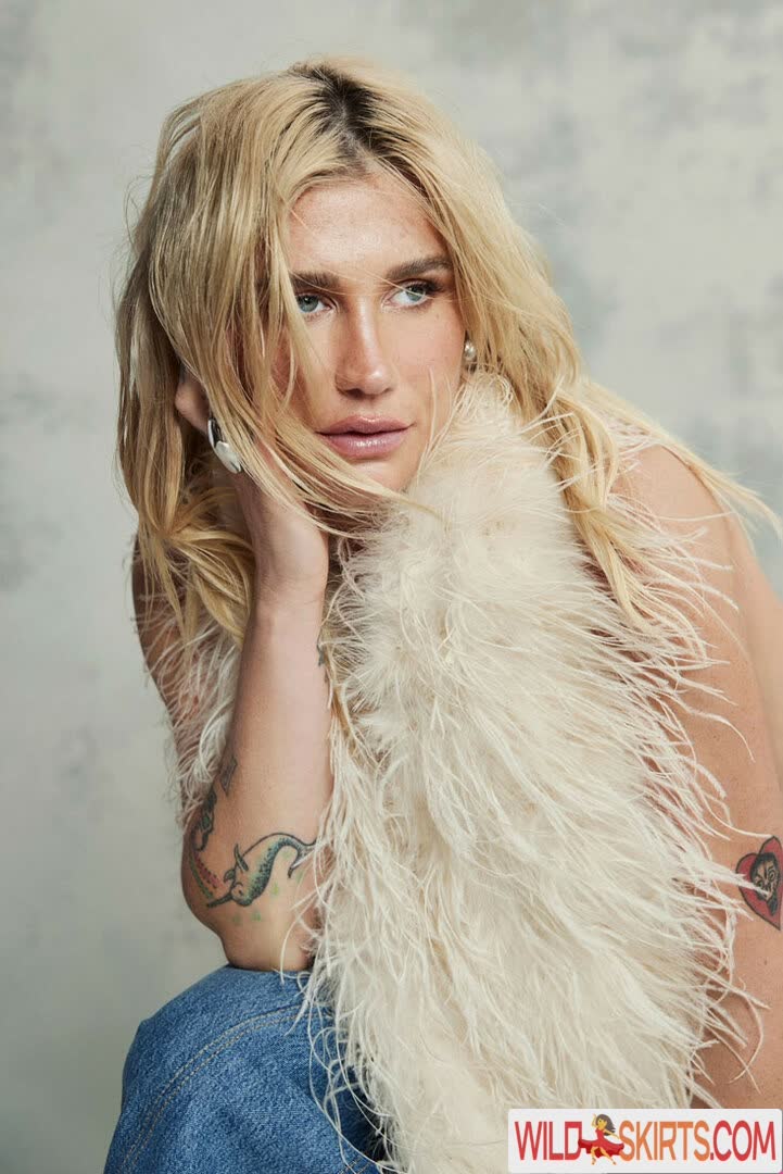 KeshaRose nude leaked photo #82