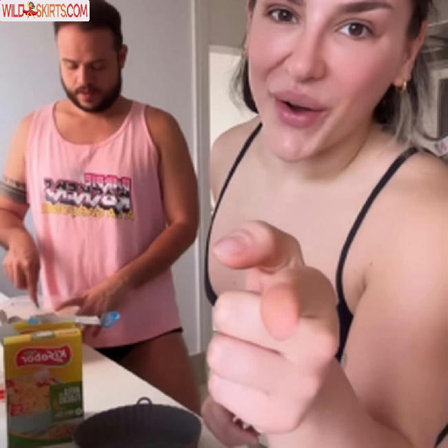 Kéfera Buchmann / kefera nude Instagram leaked photo #33