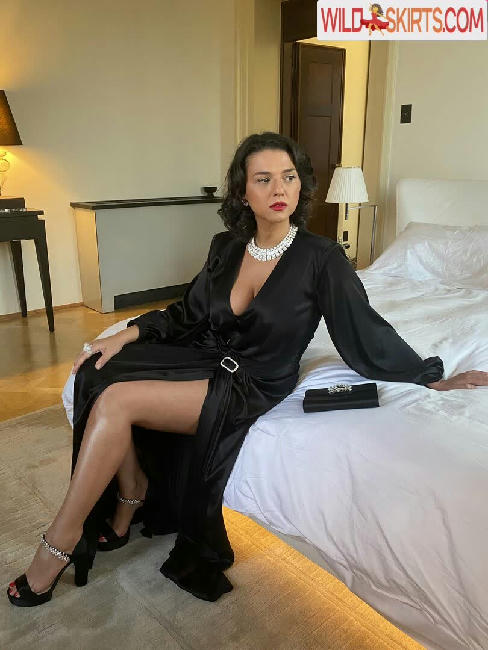 Khatia Buniatishvili / khatiabuniatishvili nude Instagram leaked photo #111