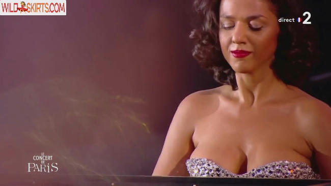 Khatia Buniatishvili / khatiabuniatishvili nude Instagram leaked photo #27