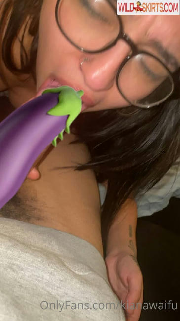 Kiana Kumani nude leaked photo #2