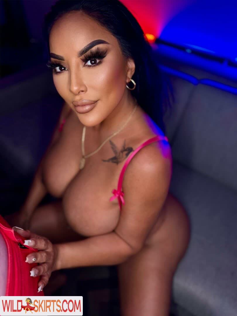 Kiara Mia / m_kiaramia_ / theonlykiaramiaxxx nude OnlyFans, Instagram leaked photo #3