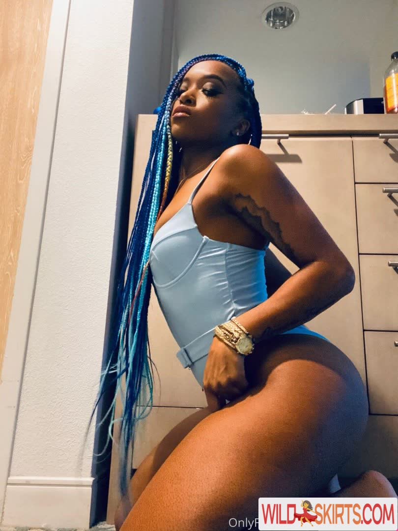 Kiera Hogan nude leaked photo #36