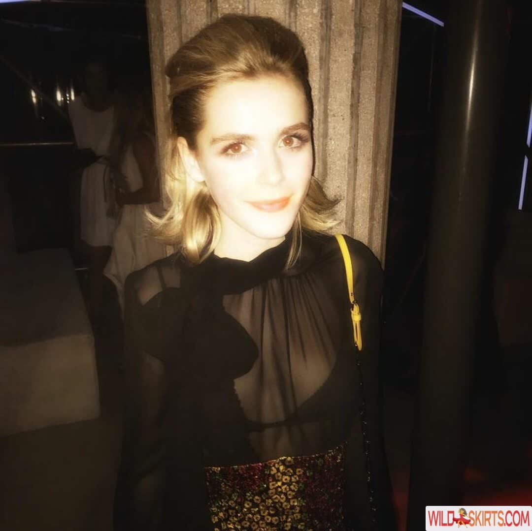 Kiernan Shipka / AdventuresSabrina / kiernanshipka nude Instagram leaked photo #3